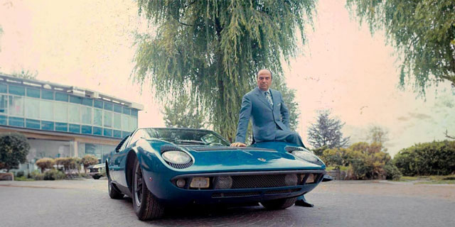 back of the The Bentley Continental GT